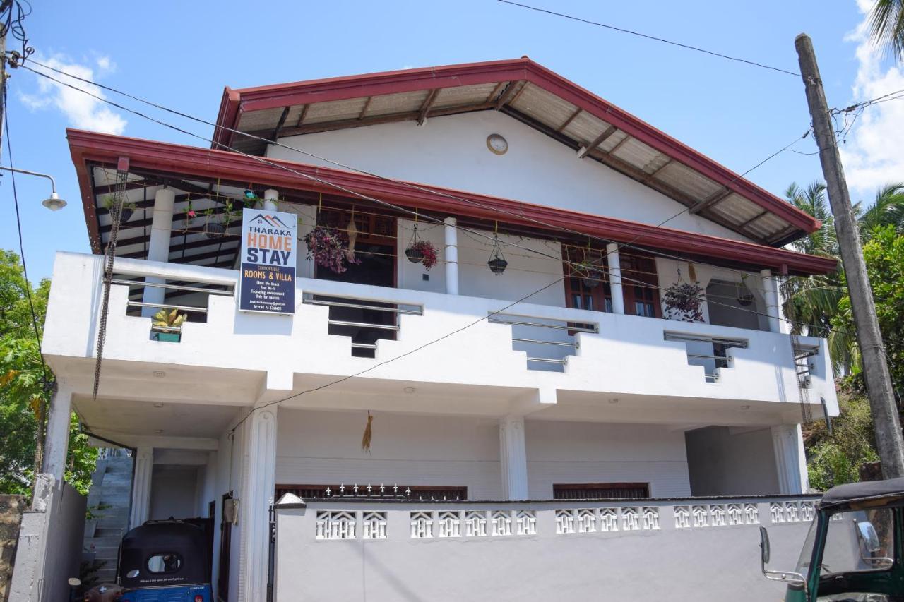Tharaka Homestay 韦利格默 外观 照片